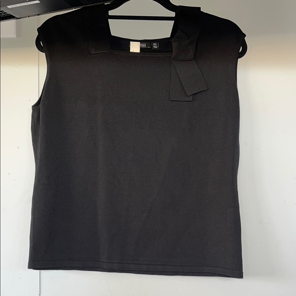 Carlisle Bow Sleeveless Top